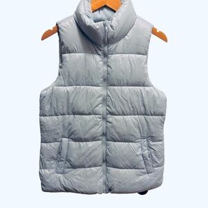 Old Navy Women's Soft Baby Blue Puffer Vest